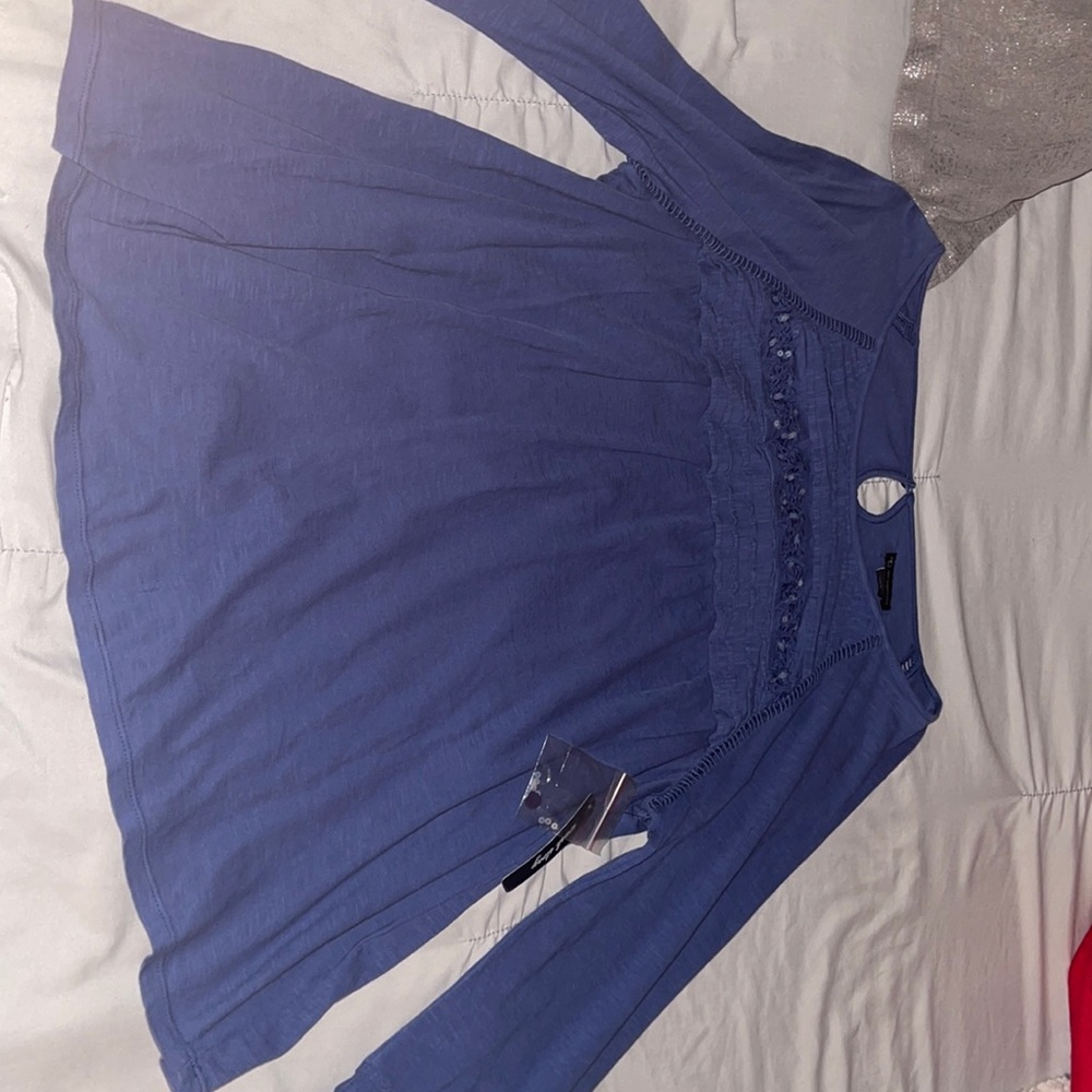 Brand new long sleeve blue top